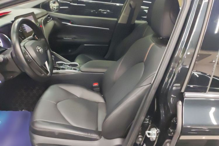 Used Toyota Camry 2022 2.0GVP Premier Edition