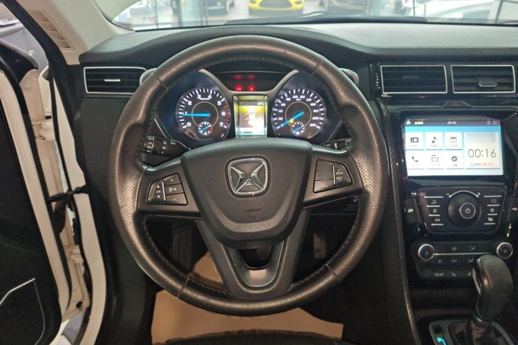 Used JMC Yusheng S330 2016 1.5L GTDi Automatic Two-Wheel Drive Prestige Edition