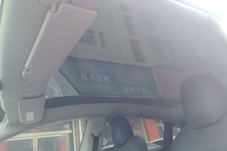 Used Tesla Model Y 2022 Long-Range All-Wheel-Drive Version