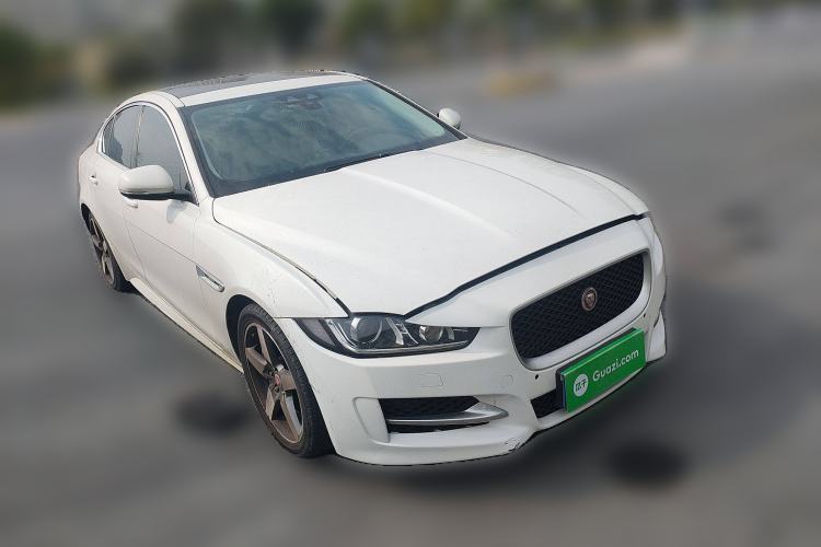 Used Jaguar XE 2015 2.0T 200 PS R-Sport