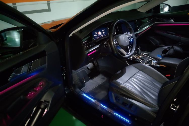 Used Volkswagen Passat New Energy 2022 430 PHEV Hybrid Luxury Edition Driver Seat