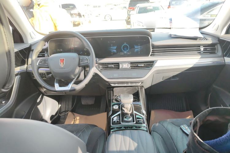 Used Hongqi HS5 2022 Revised Version 2.0T Smart Connect Flagship Edition
