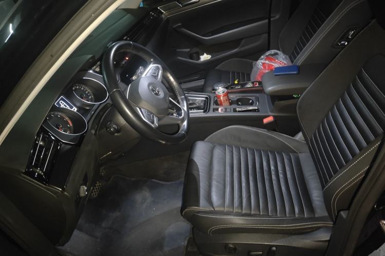 Used Volkswagen Magotan 2020 330TSI DSG Leading Model
