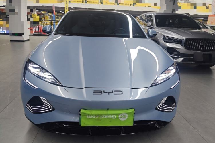 Used BYD Seal 2022 700 km Long-Range Rear-Wheel-Drive Version
