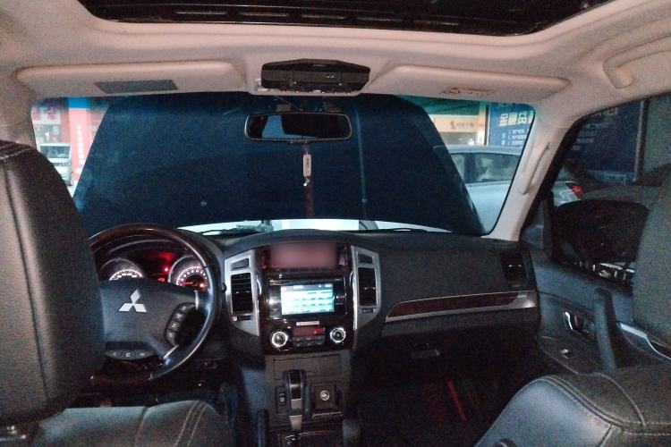 Used Mitsubishi Pajero (Parallel Import) 2019 V97 3.8L 5-Door GLS Middle East Edition
