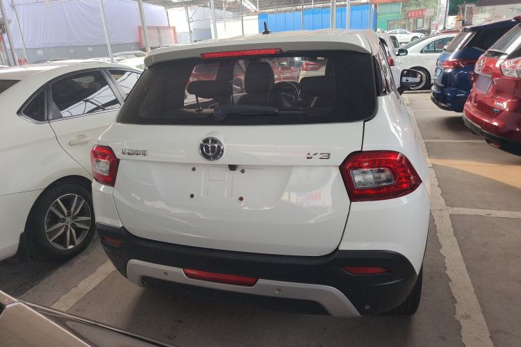 Used Brilliance V3 2015 1.5L Automatic Smart Version
