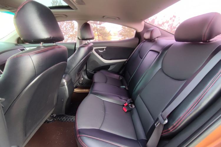 Used Hyundai Elantra (5th Generation / Langdong) 2013 1.6L Automatic Leading Model Interior 8