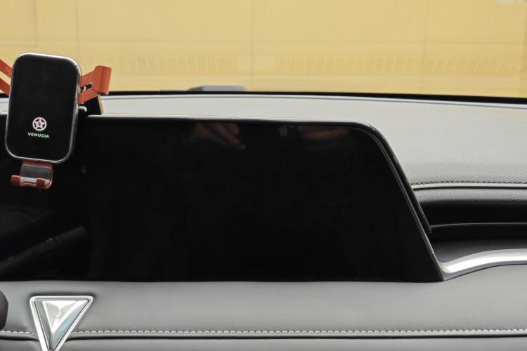 Used Venucia V 2021 260T Idol Edition Interior 10