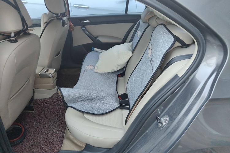 Used Skoda Rapid 2013 1.6L Automatic Smart Selection Model