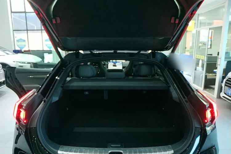 Used Zeekr 001 2022 Ultra-Long Range Dual-Motor ME Version Trunk