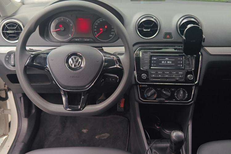 Used Volkswagen Jetta 2017 1.5L Manual Comfort Model
