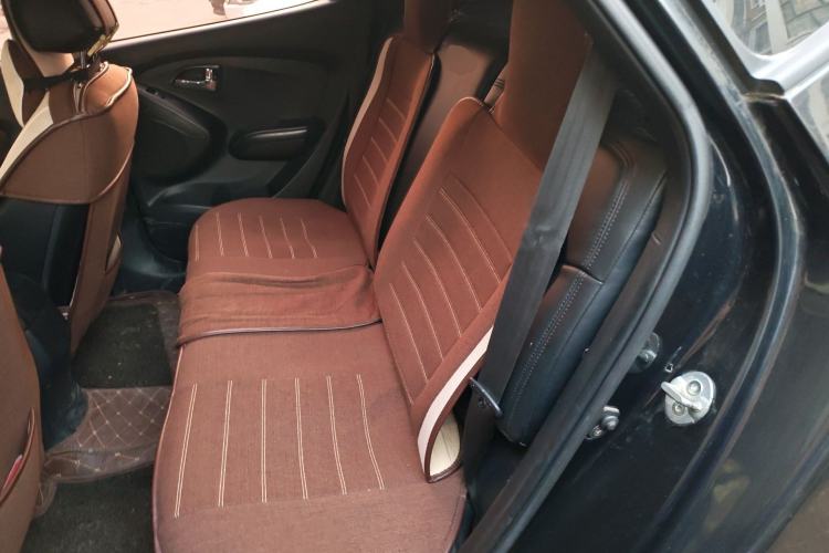 Used Hyundai ix35 2010 2.0L Manual Two-Wheel Drive New Edition GL