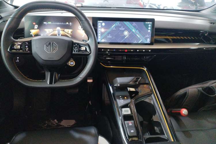 Used MG 5 Scorpio 2022 1.5T Trophy Sport Luxurious Edition