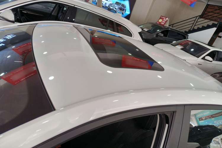 Used Roewe i5 2021 1.5L CVT Platinum Edition
