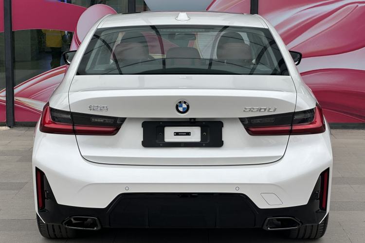 Used BMW 3 Series 2025 330Li M Sport Shadowline Package Exterior 4