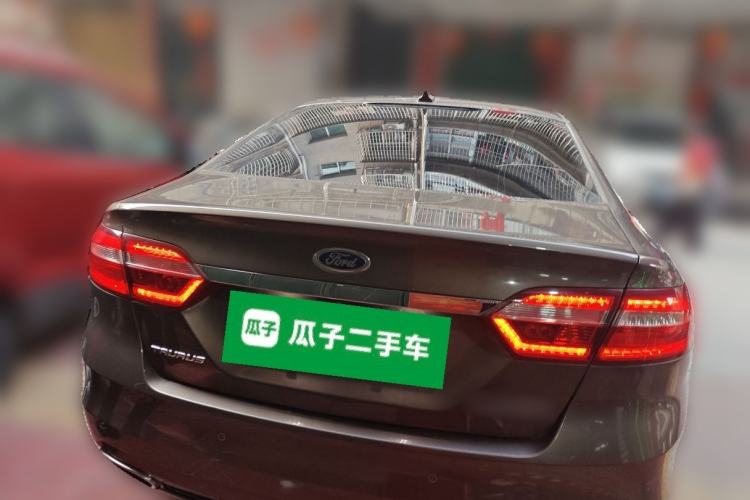 Used Ford Taurus 2017 EcoBoost 245 Luxury Model Rear