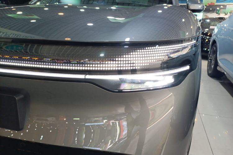 Used Zeekr 7X 2025 100kWh Long-Range All-Wheel Drive Intelligent Driving Version
