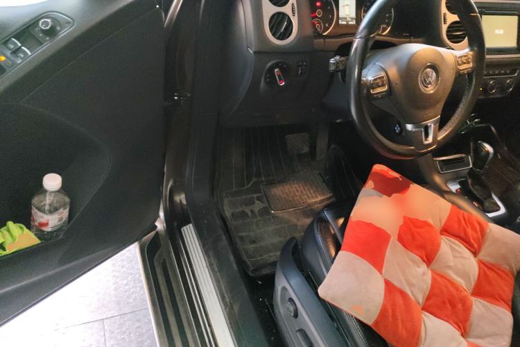 Used Volkswagen Tiguan L 2013 1.8 TSI Automatic All-Wheel Drive Luxury Model
