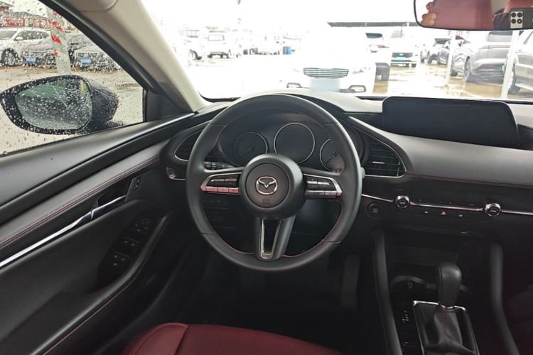 Used Mazda 3 Axela 2025 Model, 2.0L Automatic, Quality Excellence Edition