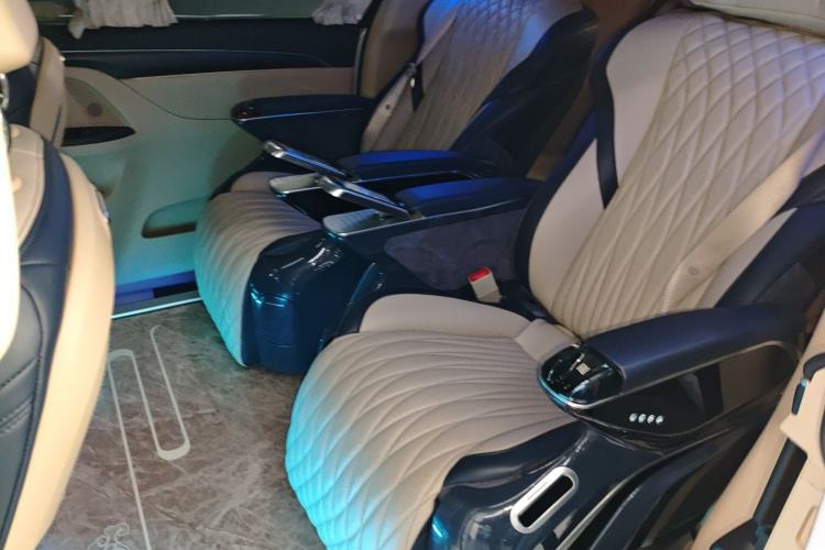 Used Buick GL8 2022 ES Landtrek 653T Luxury Edition