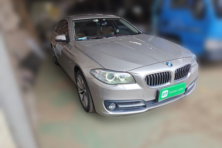 Used BMW 5 Series 2014 528Li Leading Model
