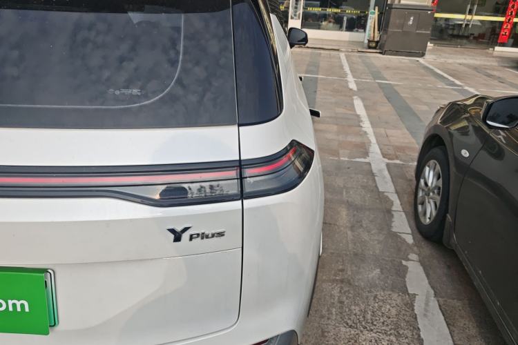 Used AION Y 2023 Plus 510 Smart Edition