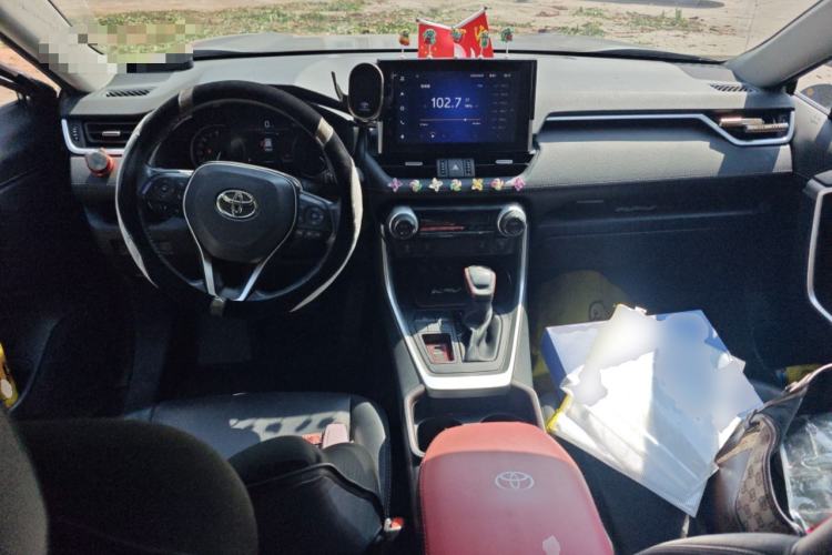 Used Toyota RAV4 2021 2.0L CVT Two-Wheel Drive Fashion PLUS Edition