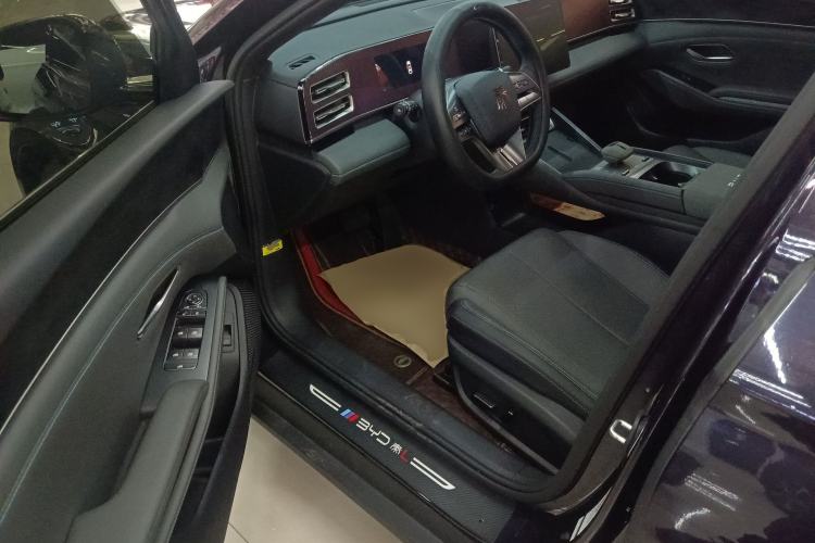 Used BYD Qin L 2024 DM-i 80KM Beyond Model Driver Seat