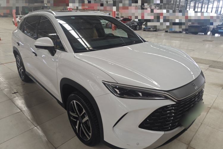 Used BYD Song L DM-i 2024 75km Leading Edition Front Right 45 Deg