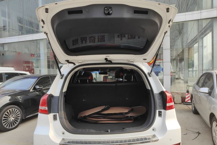 Used Haval H2 2018 Red-Label 1.5T Dual-Clutch Two-Wheel-Drive Luxury Model
