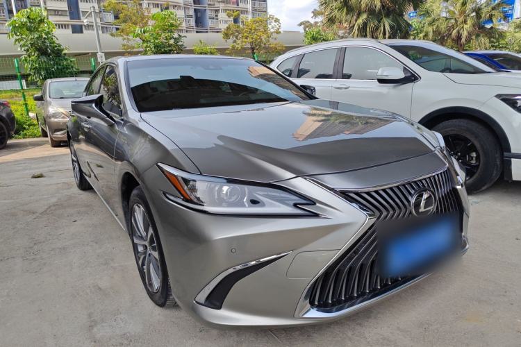 Used Lexus ES 2020 200 Excellence Edition
