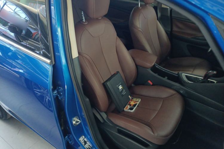 Used Buick GL6 2018 18T 6-Seater Luxury Model
