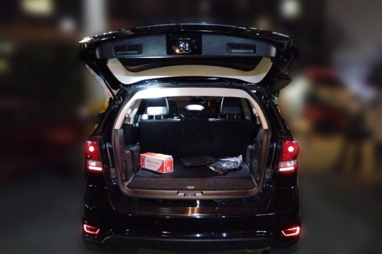 Used Dodge Journey 2013 2.4L Two-Wheel Drive Luxury Version