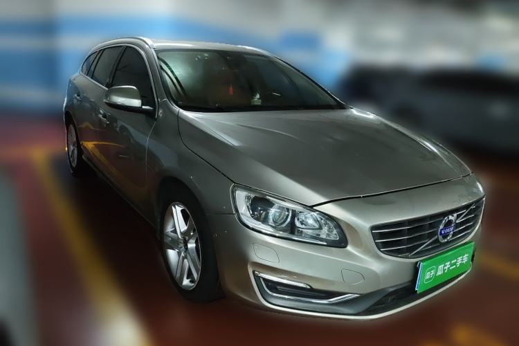 Used Volvo V60 2015 T5 Zhiya Edition