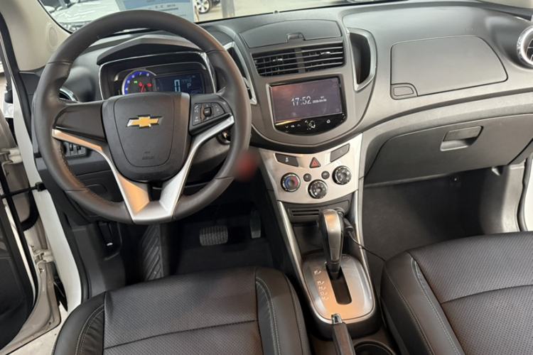 Used Chevrolet Trax 2014 1.4T Automatic Two-Wheel Drive Luxury Model Interior 1