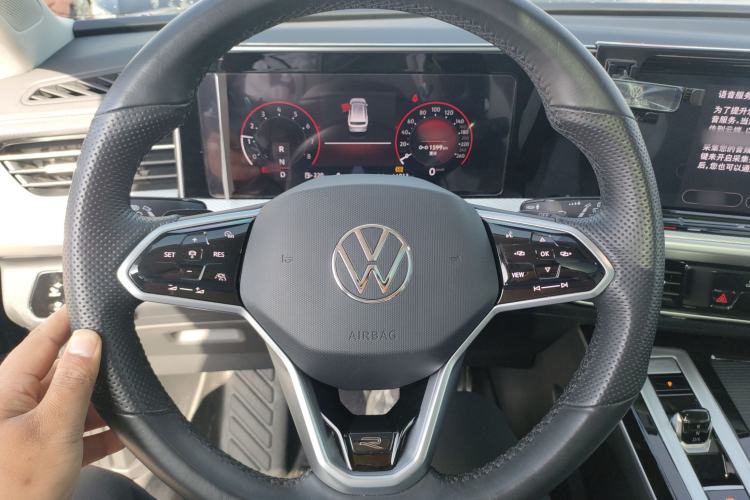 Used Volkswagen Tavendor 2023 380TSI Four-Wheel Drive R-Line Cruise Edition Steering Wheel
