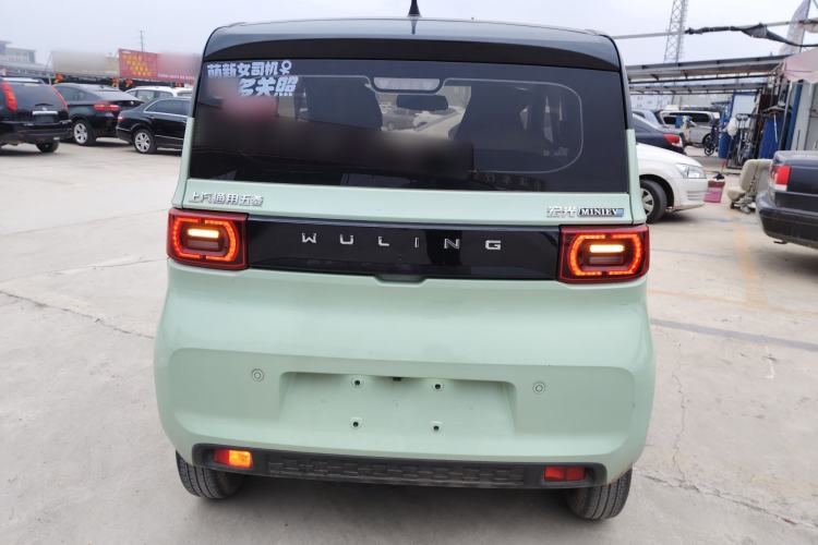 Used Wuling Hongguang MINIEV 2021 Macaron Sandwich Model 120 km Lithium Iron Phosphate