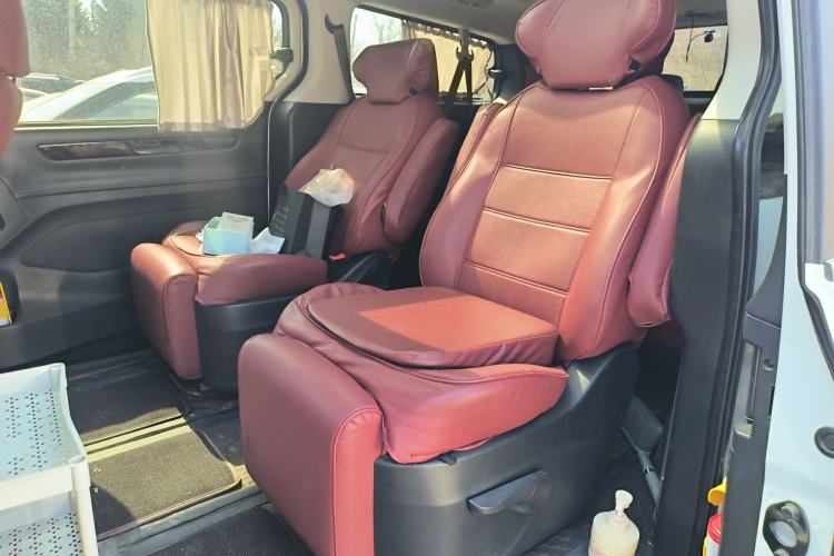 Used SAIC MAXUS G10 2016 2.0T Automatic Luxury Executive Edition
