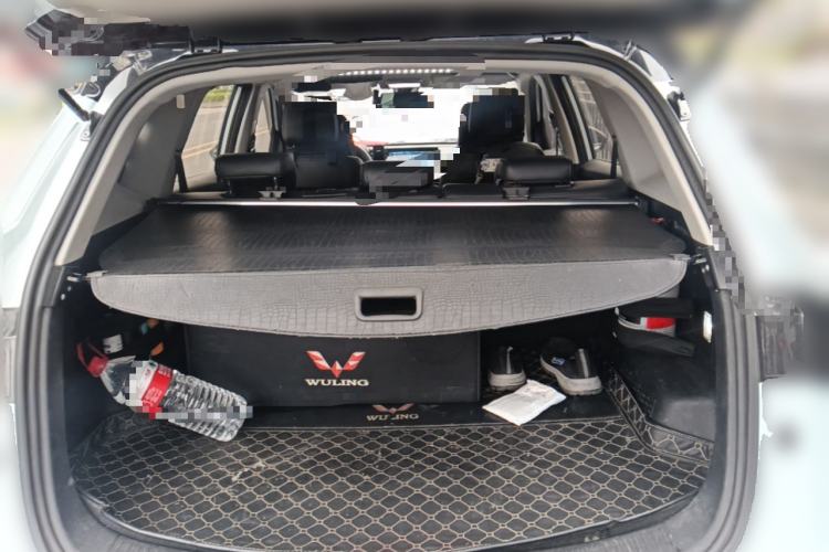 Used Wuling Asta 2022 2.0L DHT Electric-Speed Version Trunk