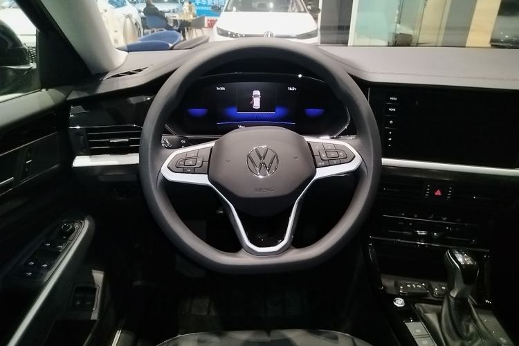 Used Volkswagen Passat New Energy 2025 430 PHEV Hybrid Business Edition Steering Wheel