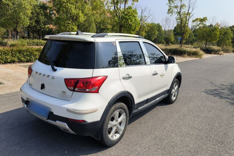 Used Haval H1 2017 Red-Label 1.5L Manual Comfort Model