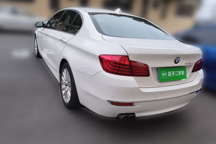 Used BMW 5 Series 2014 525Li Luxury Design Package
