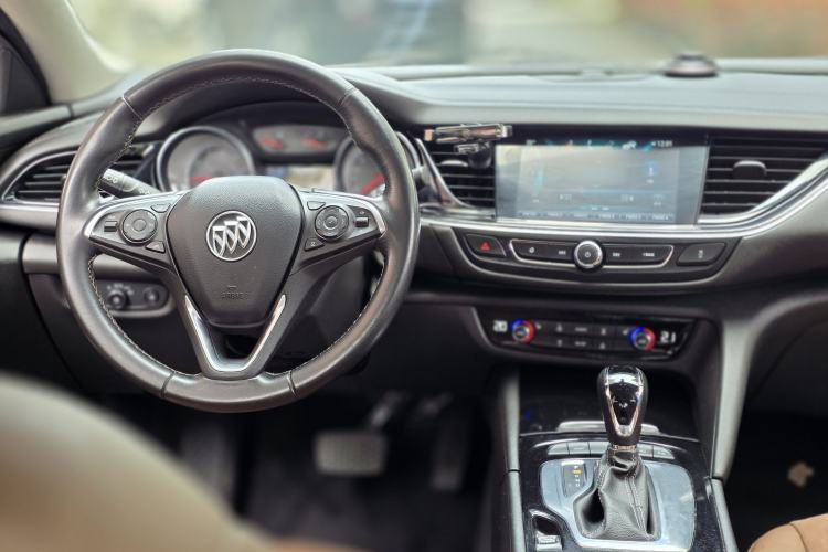 Used Buick Regal 2019 Revised 20T Luxury Version China VI Standard
