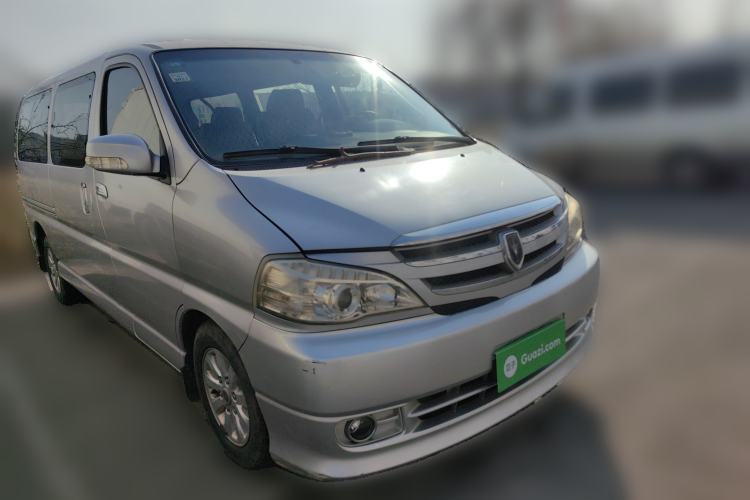 Used Jinbei Grace 2014 2.4L Standard Version Long Wheelbase 9-Seater 4RB2