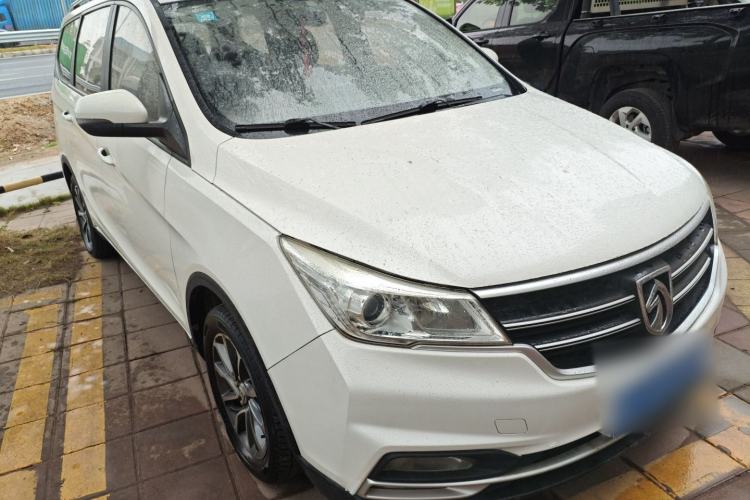 Used Baojun 730 2019 1.5T CVT Fashion Model 7 Seats China VI Emission Standard
