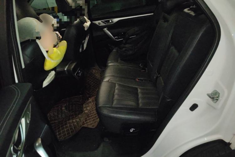 Used CHANGAN CS95 2019 2.0T Two-Wheel-Drive Luxury Version
