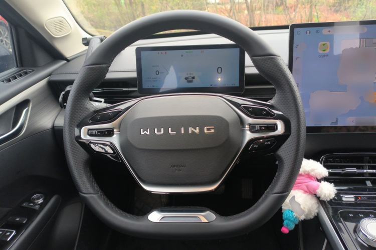 Used Wuling Xingguang 2024 Co-Creation Edition 150 Advanced Model Steering Wheel