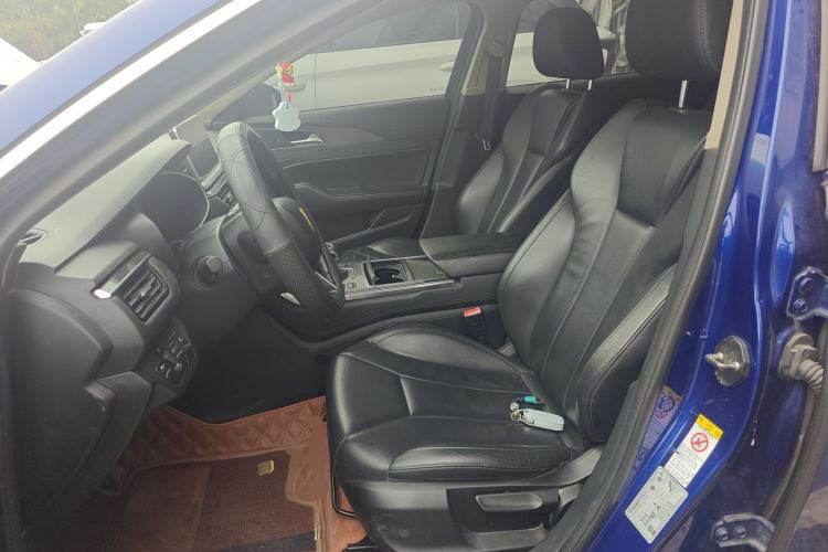 Used Hongqi H5 2020 1.5T DCT Flagship Edition Left Front Seat