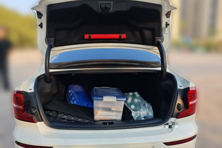 Used Volvo S60 2025 B4 Zhiyi Luxury Edition Trunk