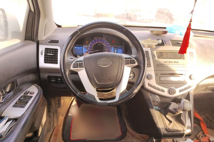 Used BYD S6 2014 2.0L Manual Luxury 5-Seater